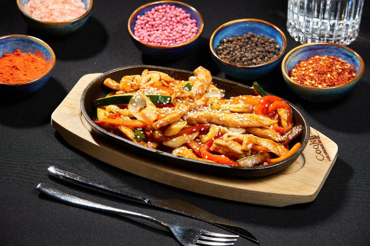 Tigaie Picanta de Pui